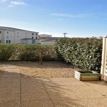 Σπίτι διακοπών House 200m Env. Plage Et Commerces En Avec Piscine Collective Jolie Maison Avec 2 Chambres 1 *