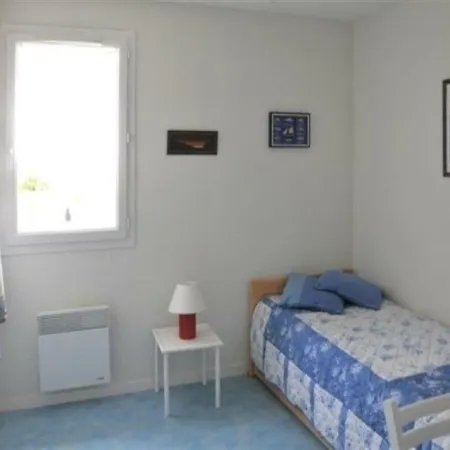 Σπίτι διακοπών House 200m Env. Plage Et Commerces En Avec Piscine Collective Jolie Maison Avec 2 Chambres 1 *